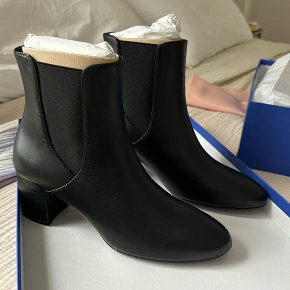 NWT Stuart Weitzman Booties - Picture 1 of 4